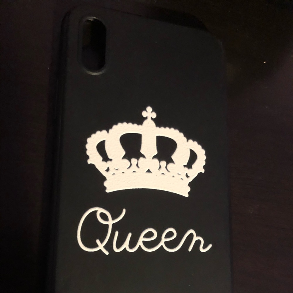 iPhone X queen phone case